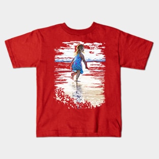 Little girl playing on the beach Kids T-Shirt